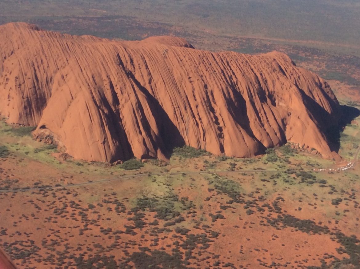 Friday Photo: Ayers Rock, Australia : Air Facts Journal