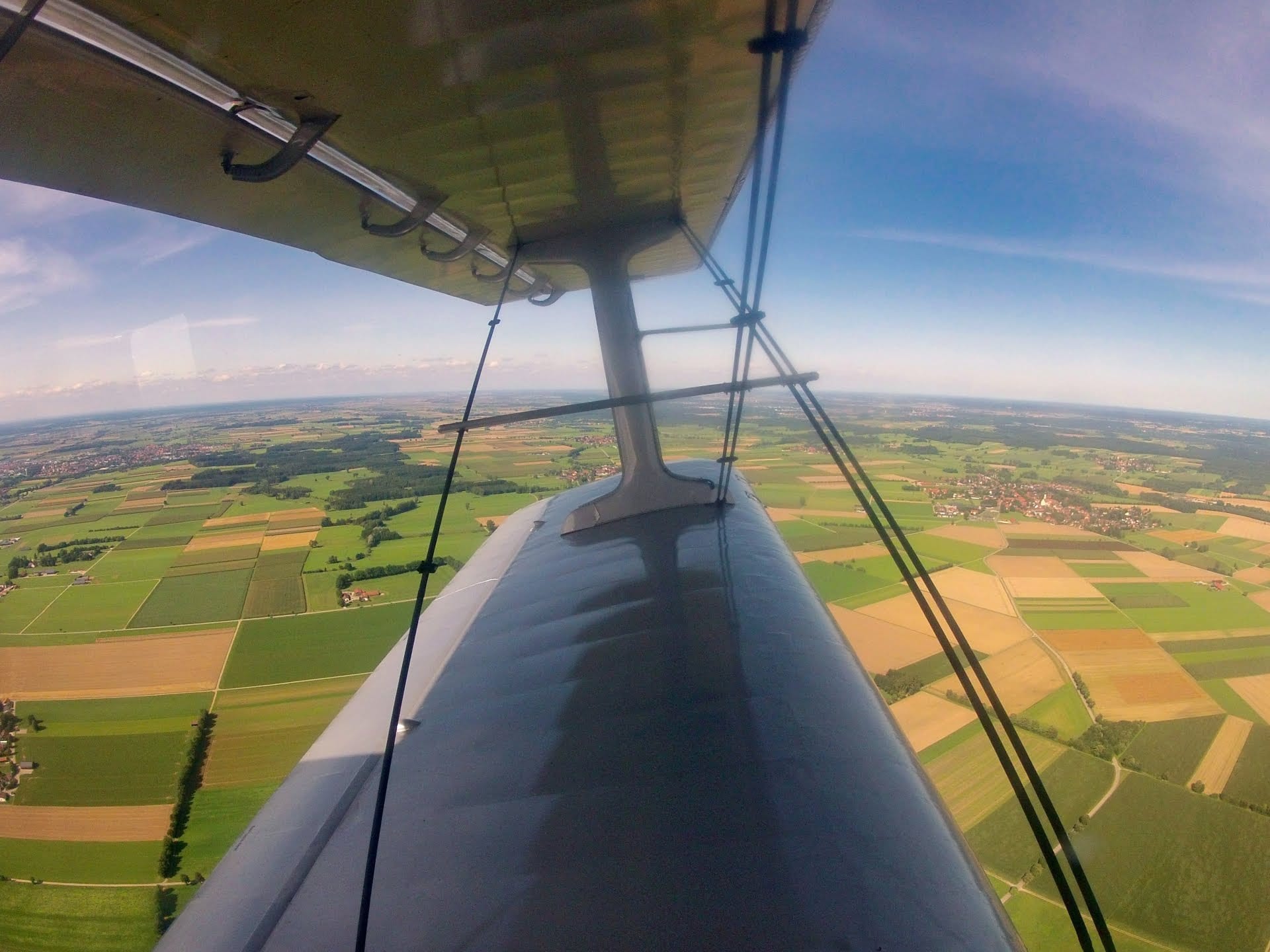 An airplane unlike any I've ever seen before - flying the AN-2 : Air ...