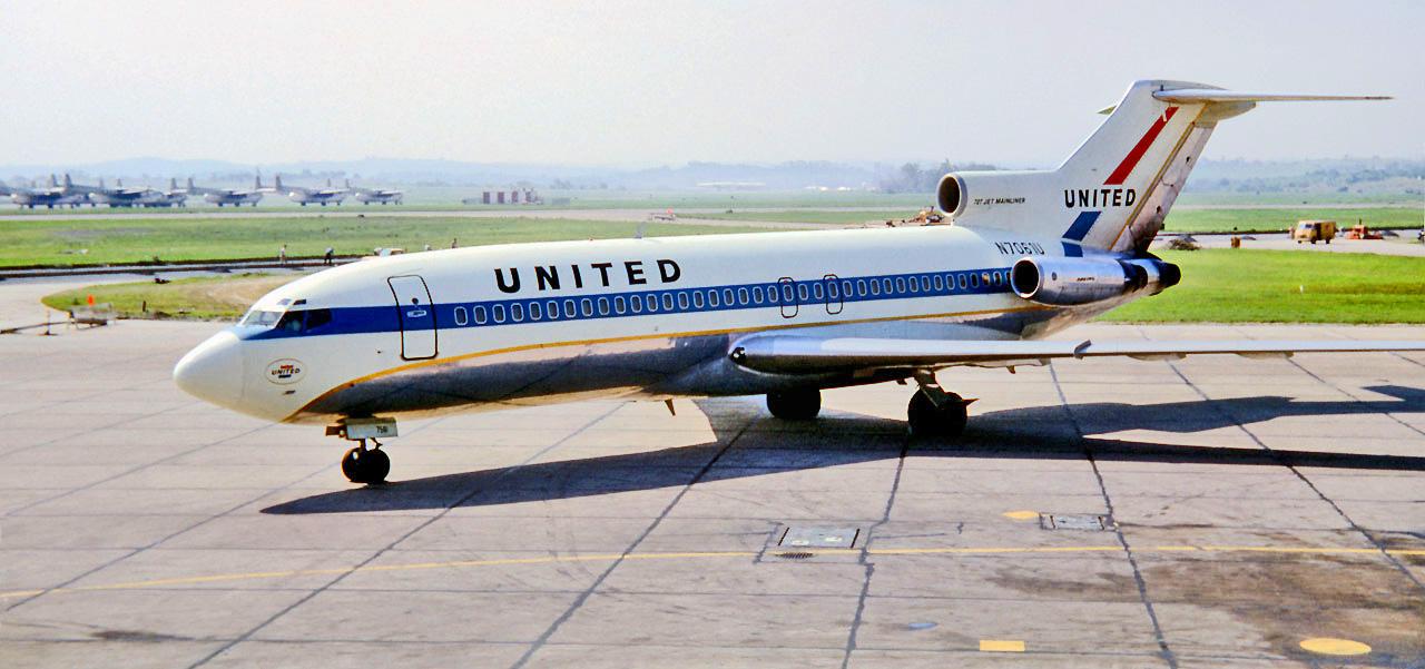 Boeing Milestone Series B727-100 Collectible Model 1/500
