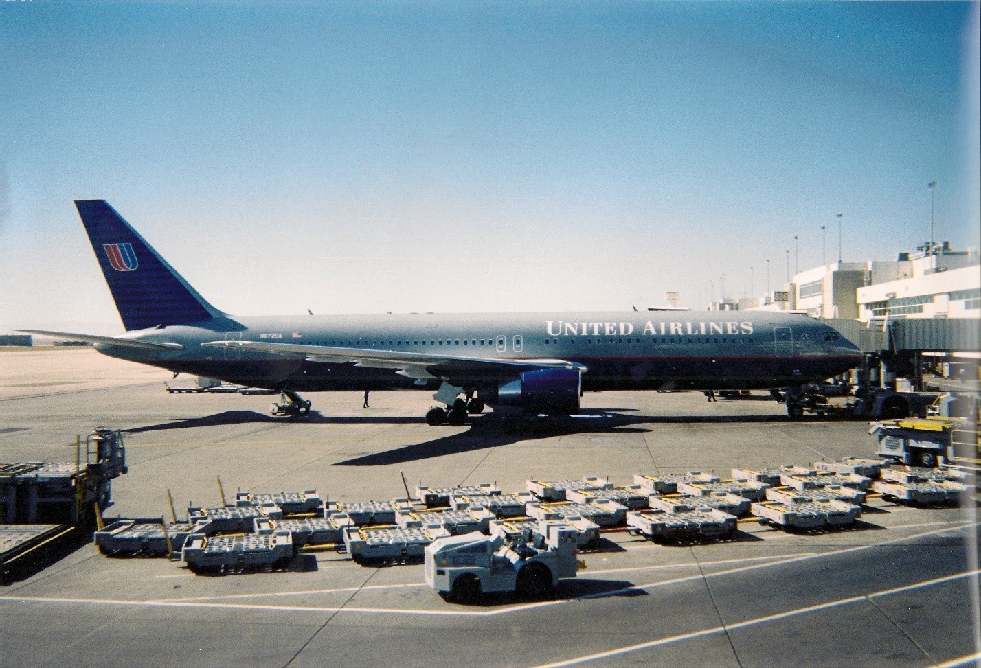 b767