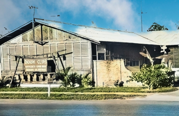 da nange officer's club