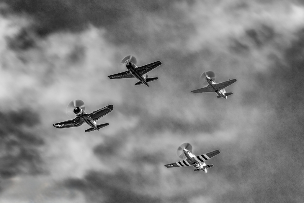 Friday Photo: Enjoying AirVenture